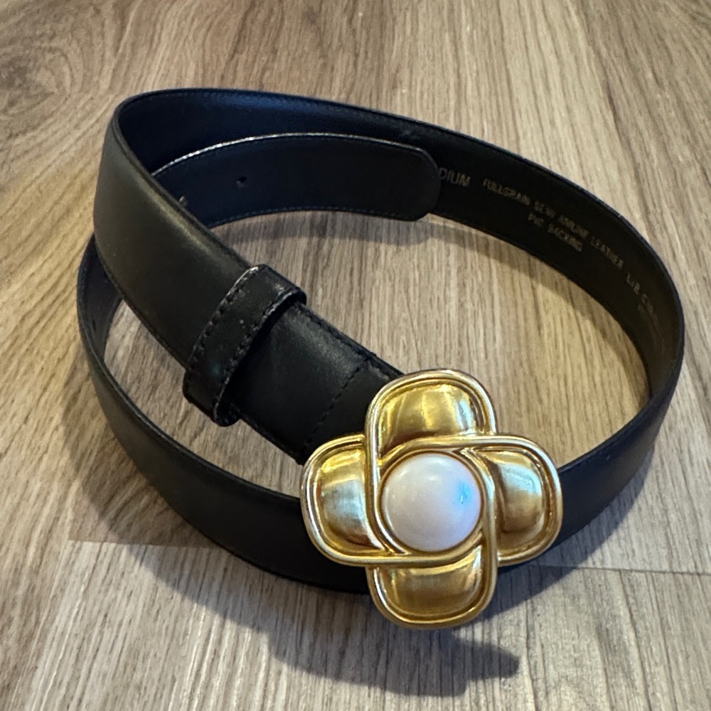 Liz Claiborne Black Leather Belt with Gold and Pearl Flower Buckle